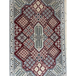 Tappeto Persiano Nain 9L "Geometrico" – 138x90 cm – Lana e Seta, Rosso Rubino e Panna