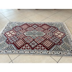 Tappeto Persiano Nain 9L "Geometrico" – 138x90 cm – Lana e Seta, Rosso Rubino e Panna